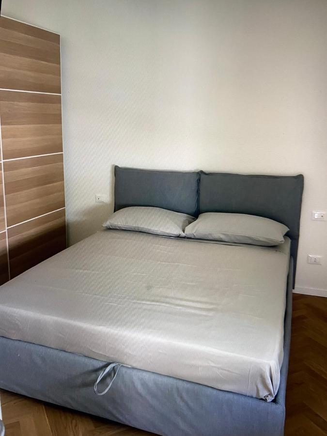 Milano: Incantevole Appartamento In Pieno Centro - Fancy Yellow Apartments Dış mekan fotoğraf