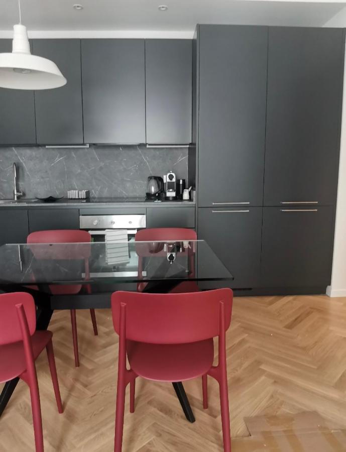 Milano: Incantevole Appartamento In Pieno Centro - Fancy Yellow Apartments Dış mekan fotoğraf
