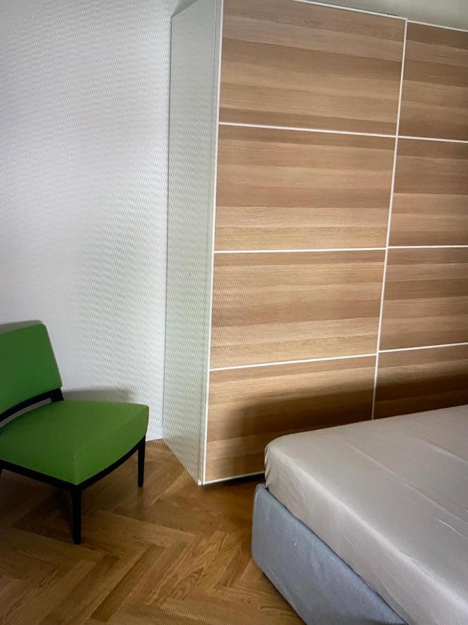 Milano: Incantevole Appartamento In Pieno Centro - Fancy Yellow Apartments Dış mekan fotoğraf