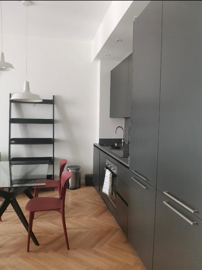 Milano: Incantevole Appartamento In Pieno Centro - Fancy Yellow Apartments Dış mekan fotoğraf