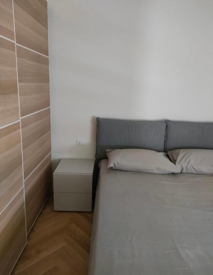 Milano: Incantevole Appartamento In Pieno Centro - Fancy Yellow Apartments Dış mekan fotoğraf